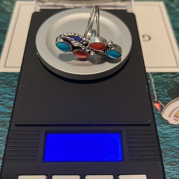 DE signed Navajo 1970’s double coral and double turquoise 925 ring. - Picture 8 of 8